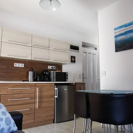 Vivi Wellness Apartman * Siofok